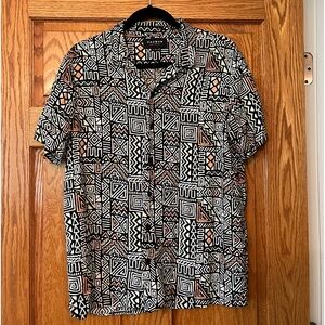 PacSun Geometric Print Button Down